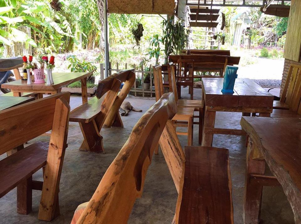 Villa Sunny Field Eco Stilt House à Cat Tien Extérieur photo